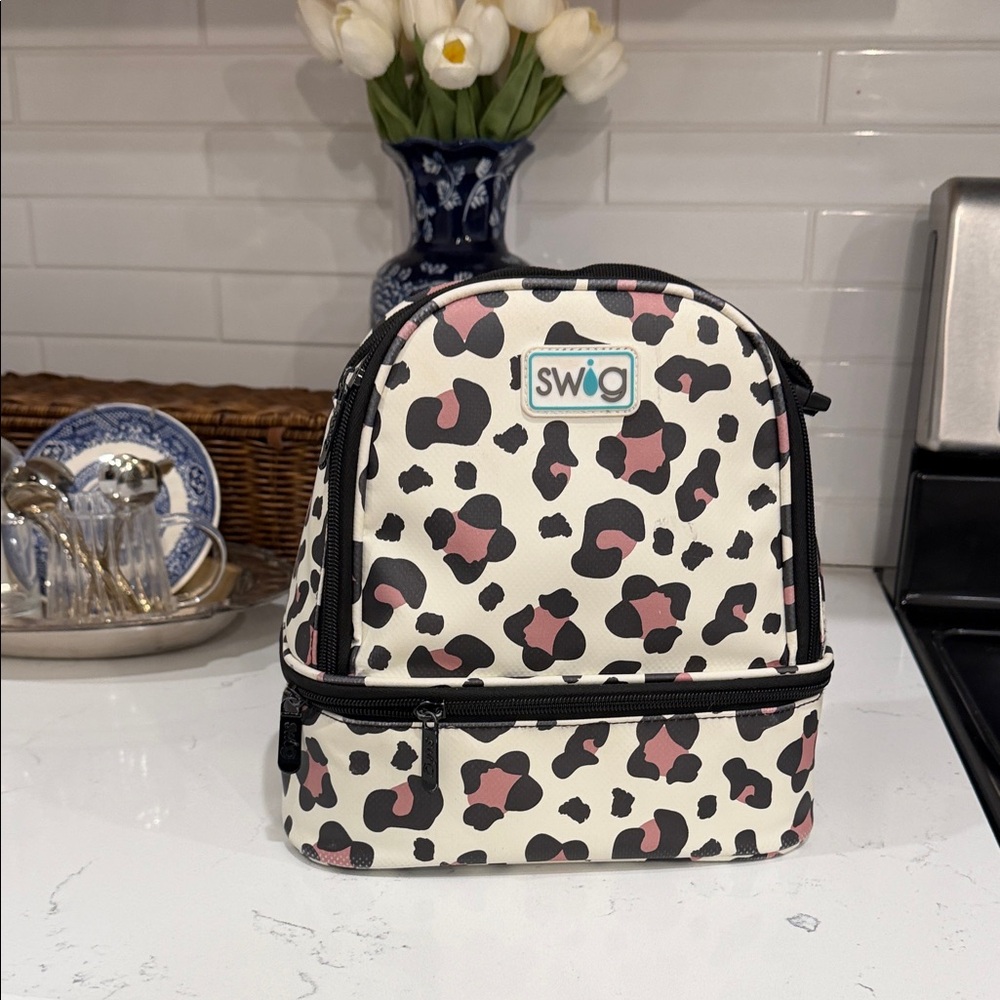 Swig Luxy Leopard Zippi Lunch Bag